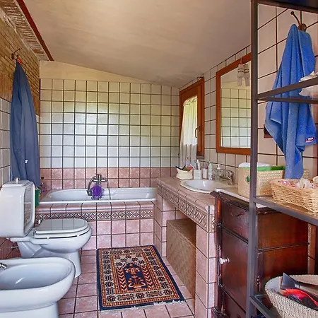 Domus Vini Tatil Evi
